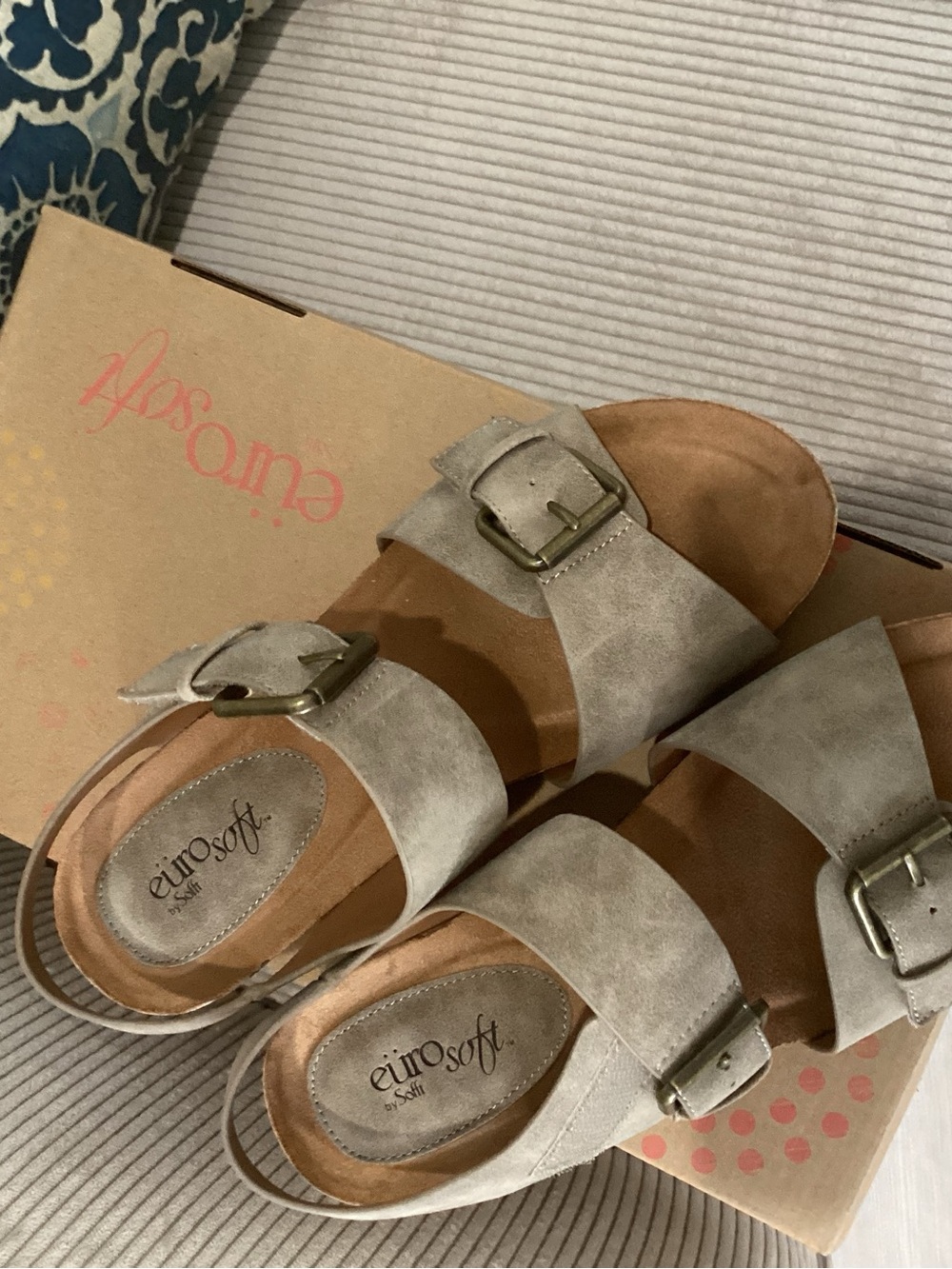 EuroSoft Stone Taupe Sandals Size 9